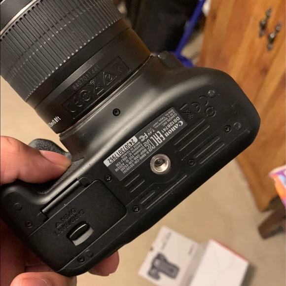 Canon 2000d - Picture 4 of 7